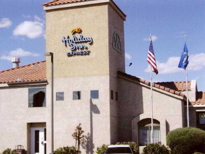 Baymont By Wyndham Barstow Historic Route 66 Hotel Exterior foto
